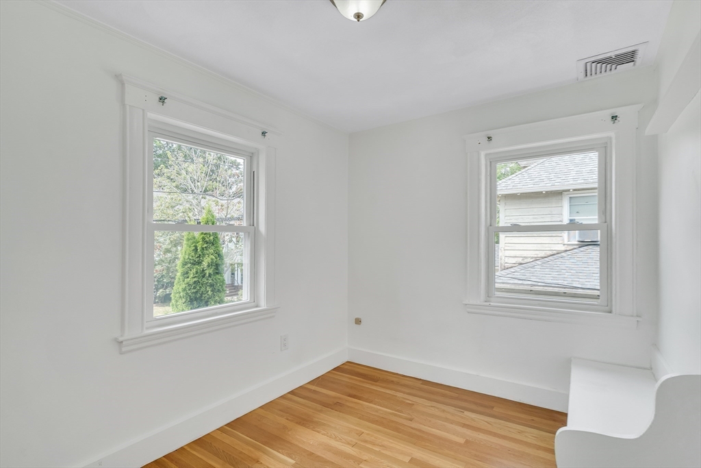 3 bed, 2 bath apartment for rent at 239 Hawthorne St, Malden — photo 17 of 23