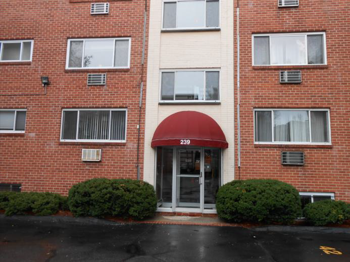 2 bed, 1 bath apartment for rent at 239 Kelton St Unit 32, Brighton — photo 8 of 9