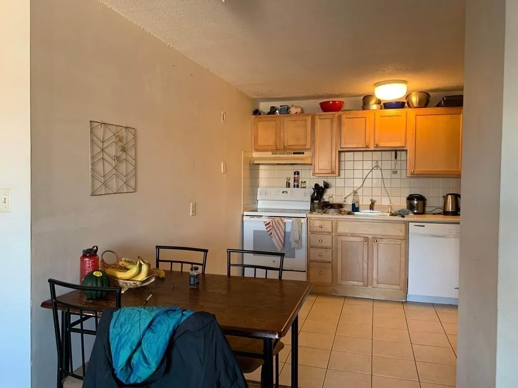 2 bed, 1 bath apartment for rent at 239 Kelton St Unit 41, Brighton — photo 4 of 13