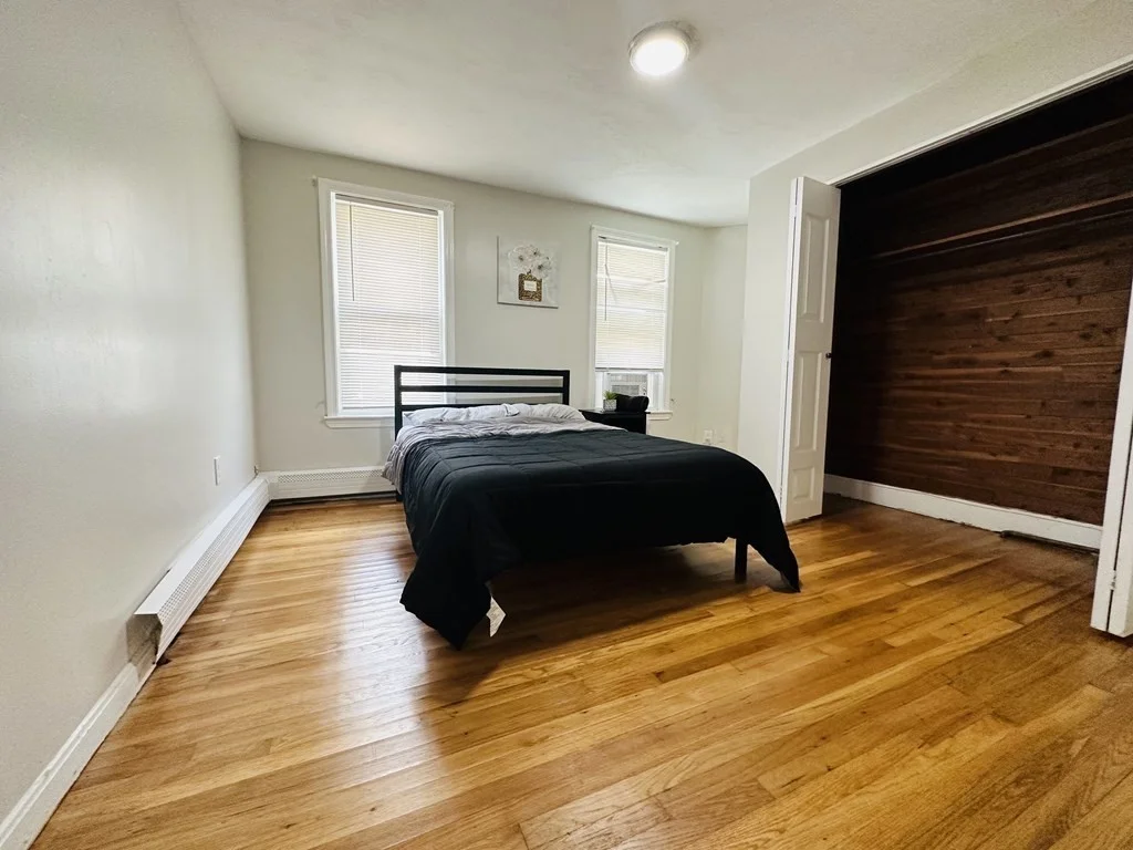 4 bed, 1 bath apartment for rent at 239 Leyden St Unit A, East Boston — photo 11 of 13