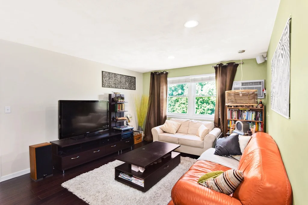 2 bed, 1 bath apartment for rent at 239 Main St Unit B-12, Reading — photo 3 of 7