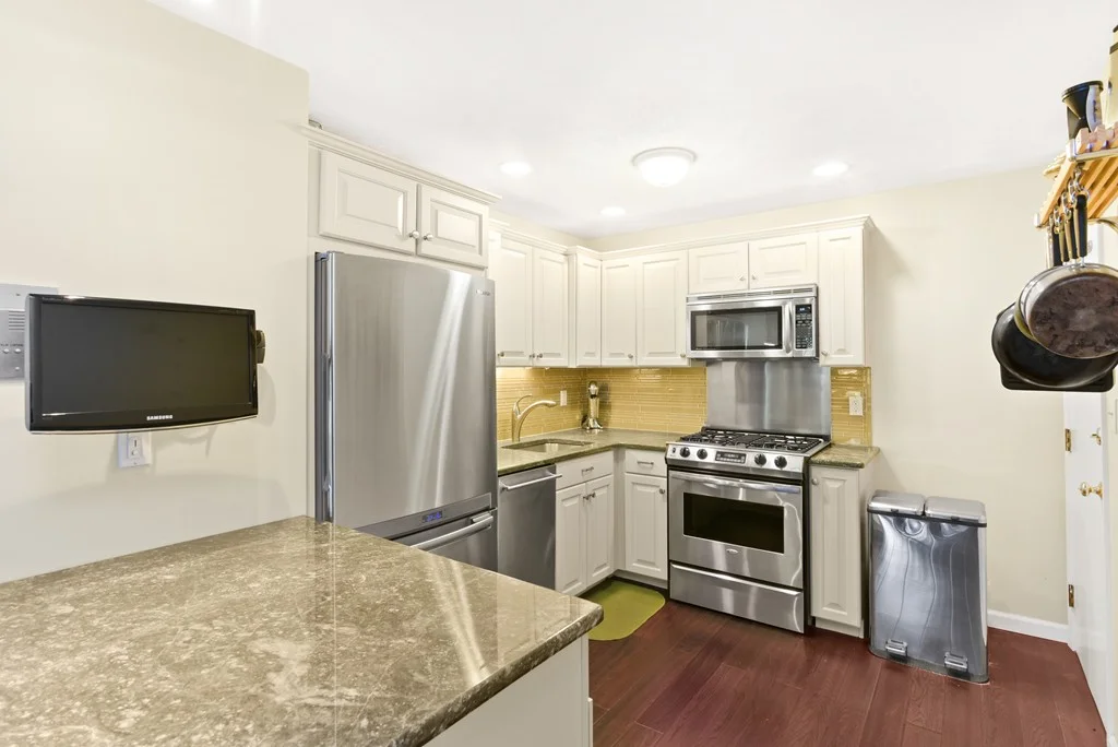 2 bed, 1 bath apartment for rent at 239 Main St Unit B-12, Reading — photo 2 of 7