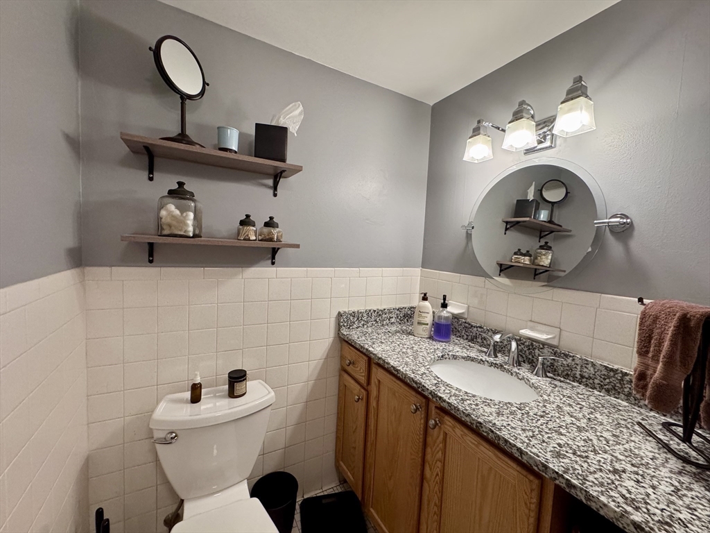1 bed, 1 bath apartment for rent at 239 Main St Unit B-2, Reading — photo 10 of 18