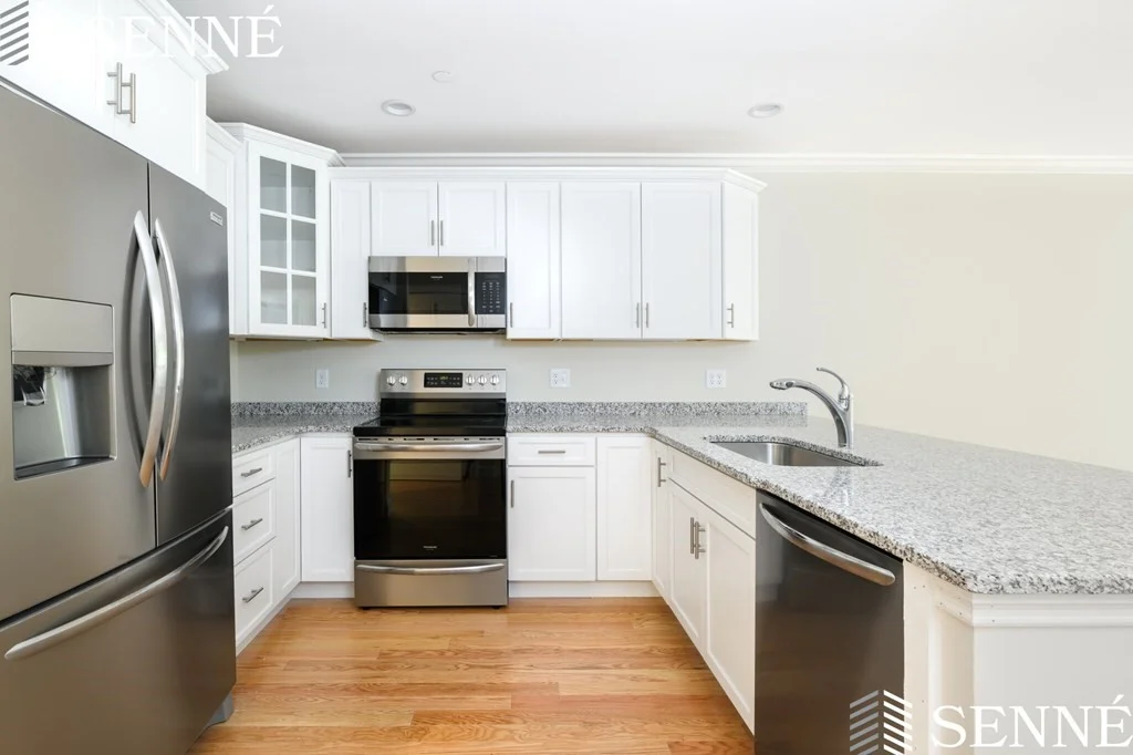 2 bed, 2 bath apartment for rent at 239 Manor Ter Unit 239, Lexington — photo 4 of 11