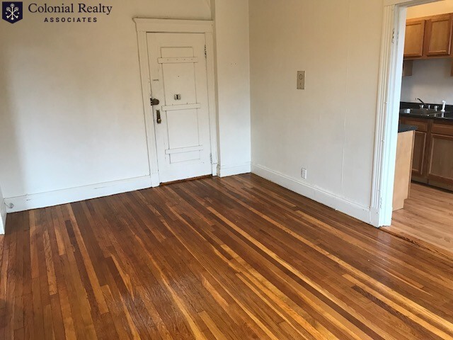 Studio bed, 1 bath apartment for rent at 239 Park Dr Unit 43, Fenway — photo 3 of 6