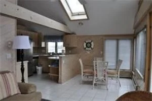 4 bed, 1 bath apartment for rent at 239 Phillips Rd Unit WINTER, Sandwich — photo 10 of 31