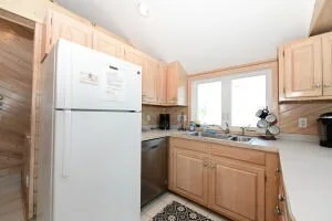 4 bed, 1 bath apartment for rent at 239 Phillips Rd Unit WINTER, Sandwich — photo 13 of 36