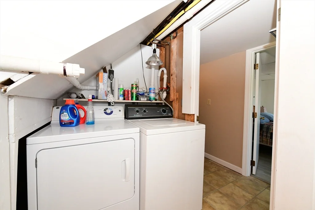 4 bed, 1 bath apartment for rent at 239 Phillips Rd Unit WINTER, Sandwich — photo 22 of 31