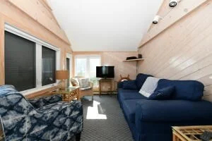 4 bed, 1 bath apartment for rent at 239 Phillips Rd Unit WINTER, Sandwich — photo 11 of 36