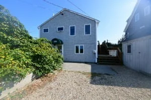 4 bed, 1 bath apartment for rent at 239 Phillips Rd Unit WINTER, Sandwich — photo 3 of 36
