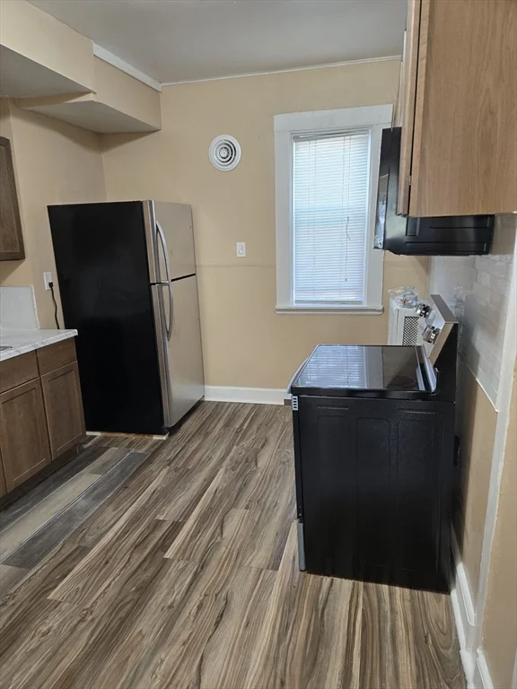 1 bed, 1 bath apartment for rent at 239 Pleasant St Unit 1, Stoughton — photo 20 of 29