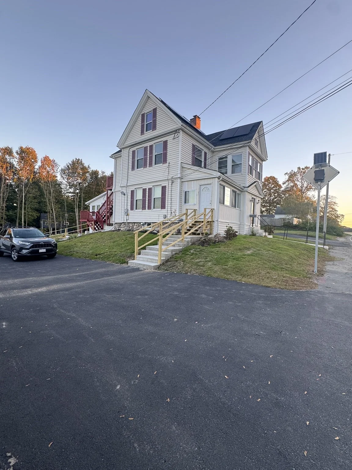 1 bed, 1 bath apartment for rent at 239 Pleasant Unit 1, Stoughton — photo 1 of 9