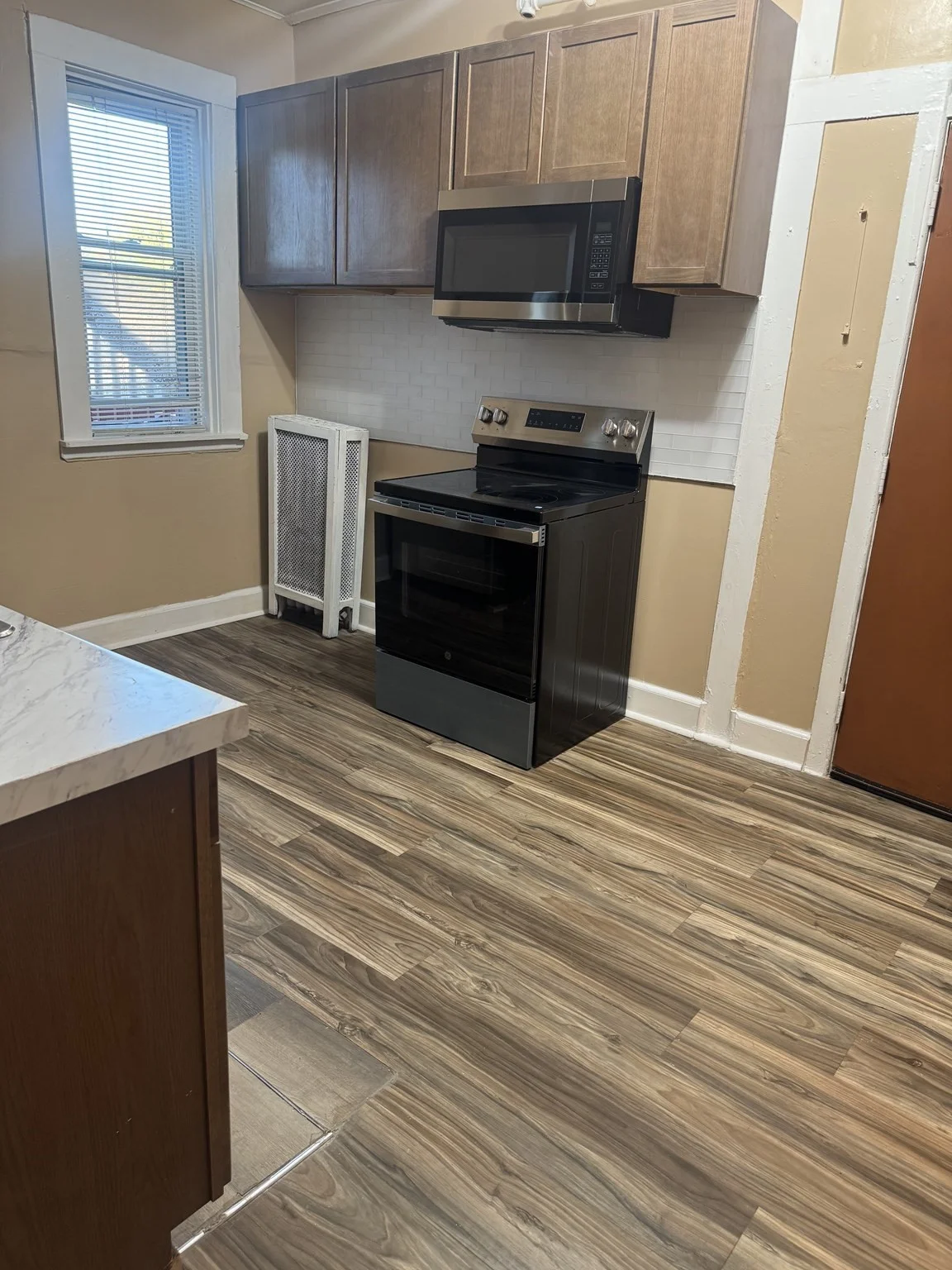 1 bed, 1 bath apartment for rent at 239 Pleasant Unit 1, Stoughton — photo 7 of 9