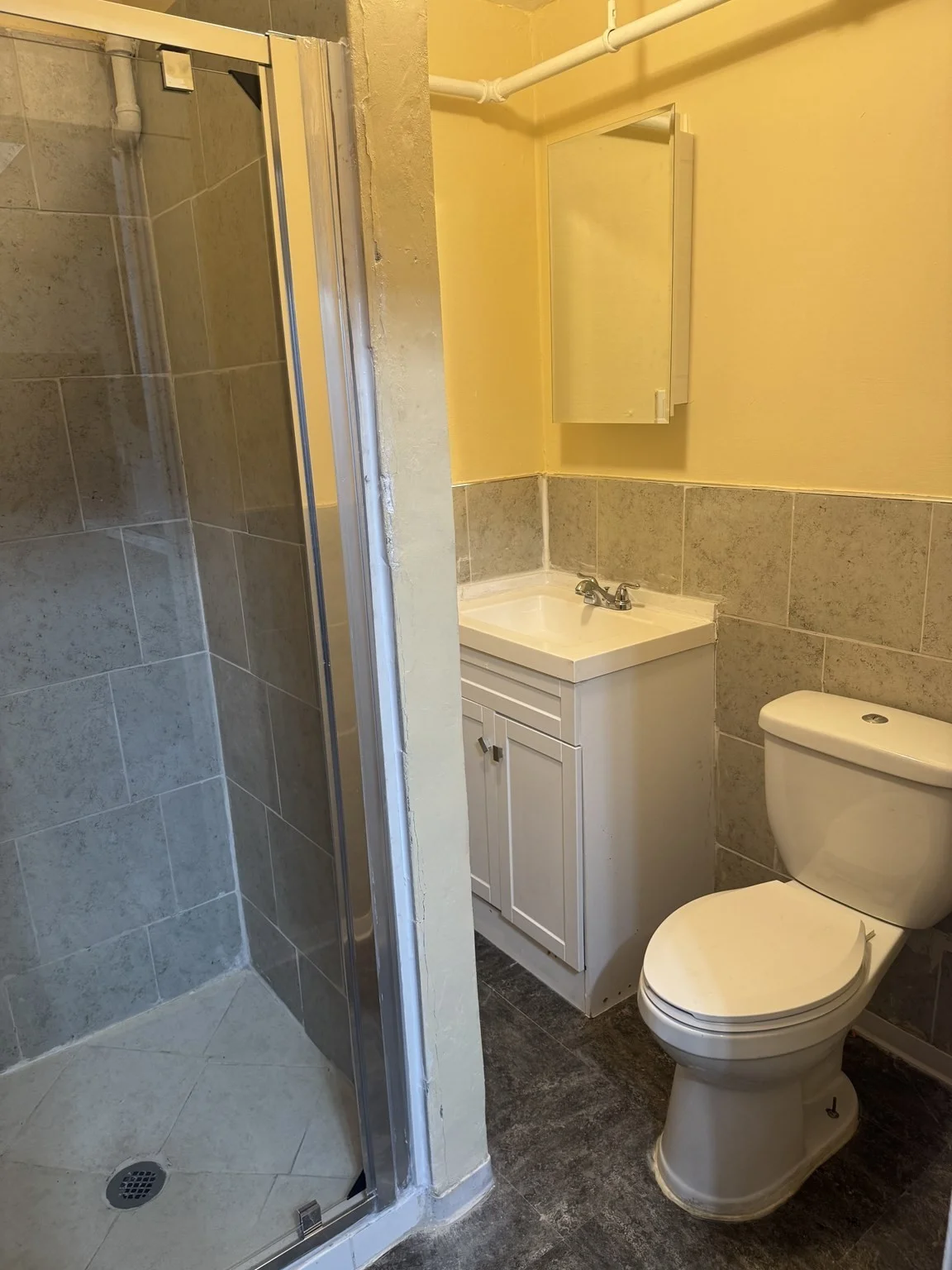 1 bed, 1 bath apartment for rent at 239 Pleasant Unit 1, Stoughton — photo 8 of 9