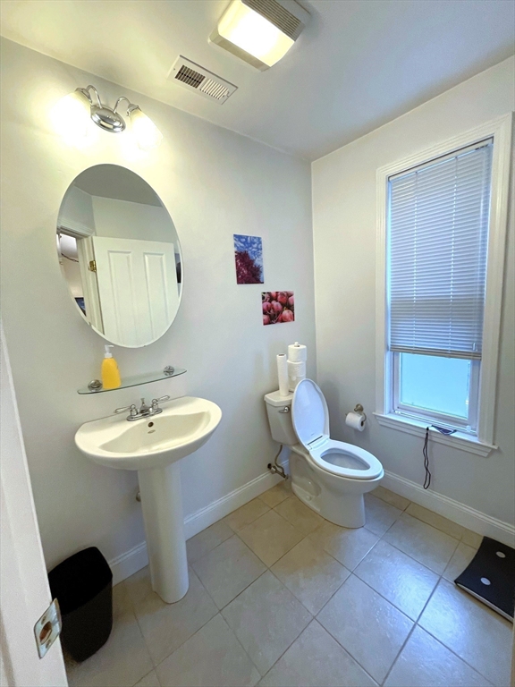 2 bed, 1 bath apartment for rent at 239 Prospect St Unit 3, The Port — photo 4 of 18