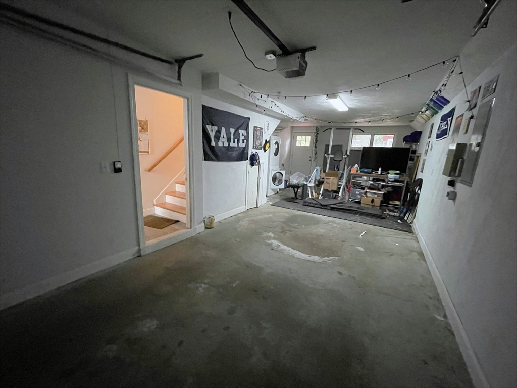 2 bed, 1 bath apartment for rent at 239 Prospect St Unit 3, The Port — photo 16 of 18