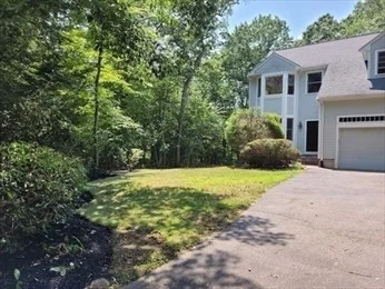 3 bed, 2 bath apartment for rent at 2399 Bay Rd Unit 2399, Sharon — photo 31 of 38