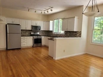 3 bed, 2 bath apartment for rent at 2399 Bay Rd Unit 2399, Sharon — photo 3 of 38