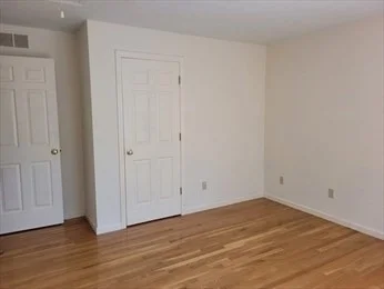 3 bed, 2 bath apartment for rent at 2399 Bay Rd Unit 2399, Sharon — photo 18 of 38