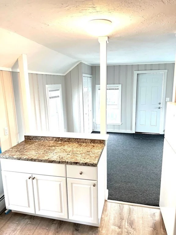 1 bed, 1 bath apartment for rent at 23B Siren St Unit 2, Winthrop — photo 8 of 9