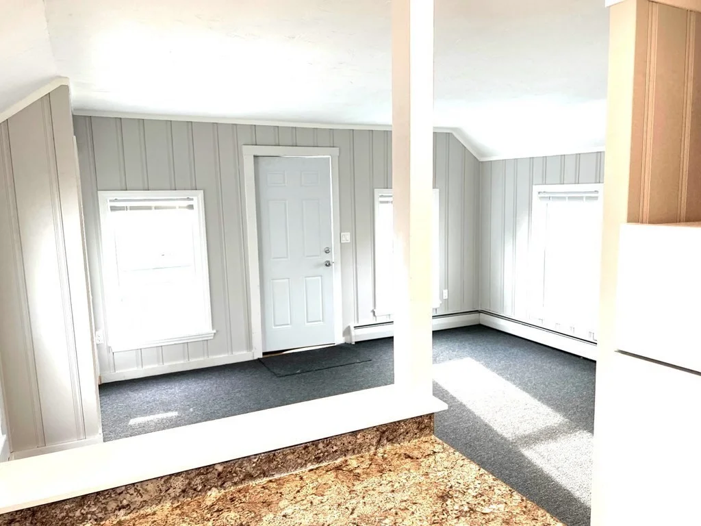 1 bed, 1 bath apartment for rent at 23B Siren St Unit 2, Winthrop — photo 7 of 9