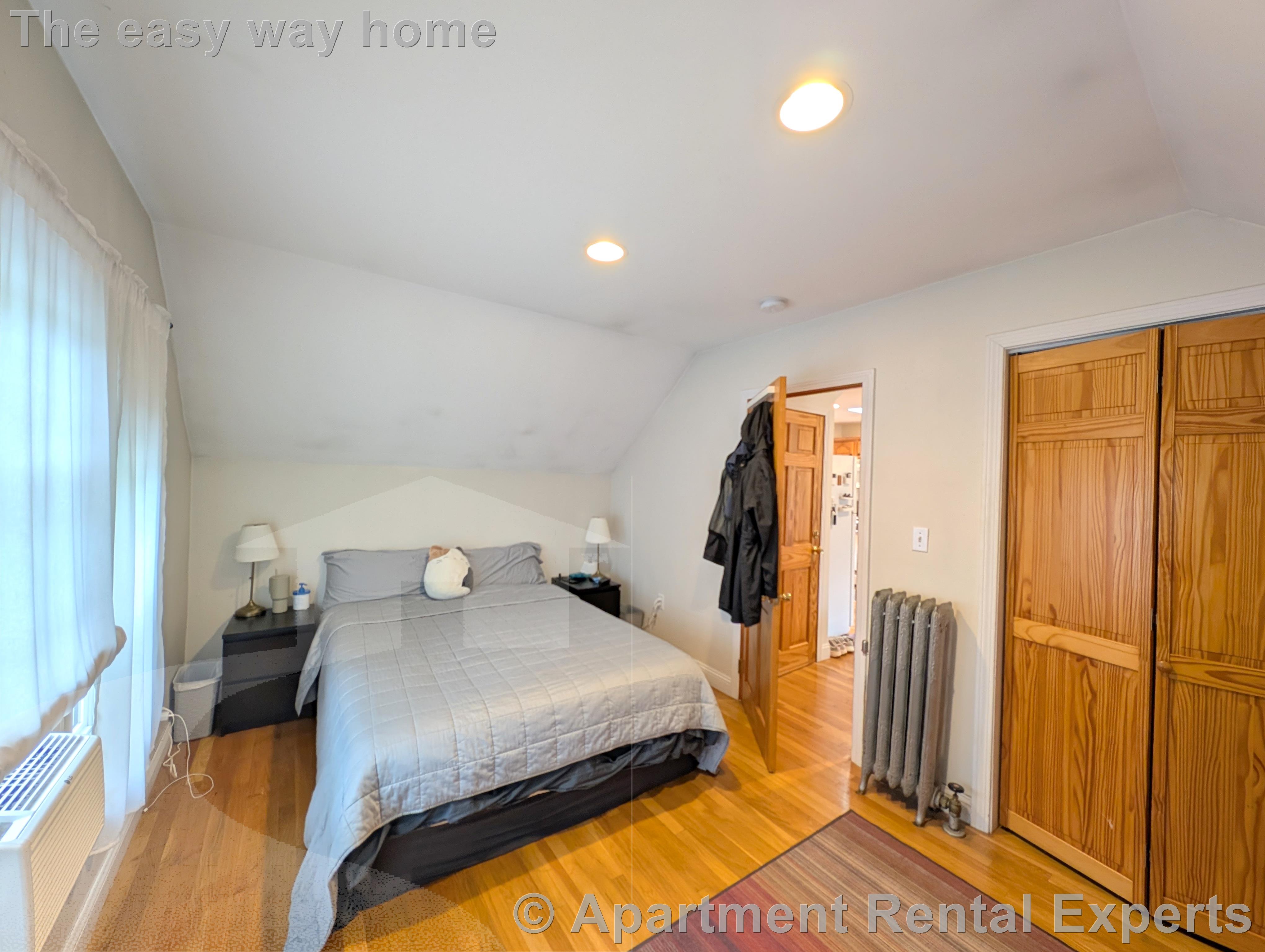 2 bed, 1 bath apartment for rent at 24-26 Burnham St Unit 3, Powder House Square — photo 6 of 15
