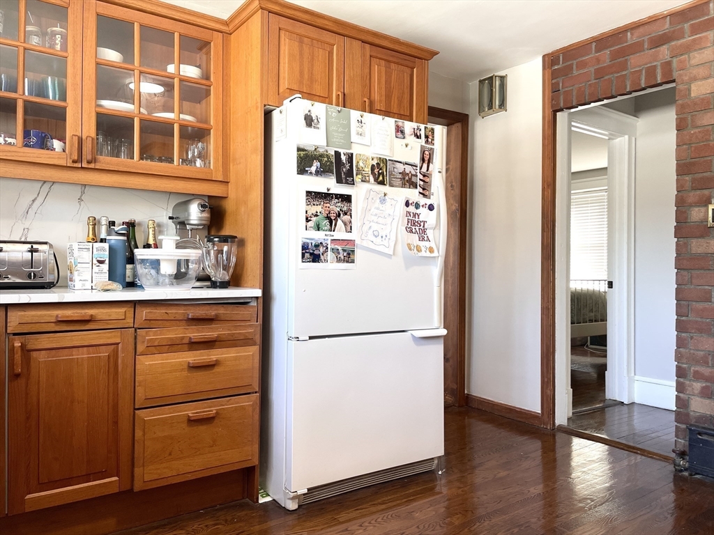 3 bed, 1 bath apartment for rent at 24-26 Kirk St Unit 26, Winchester — photo 14 of 38