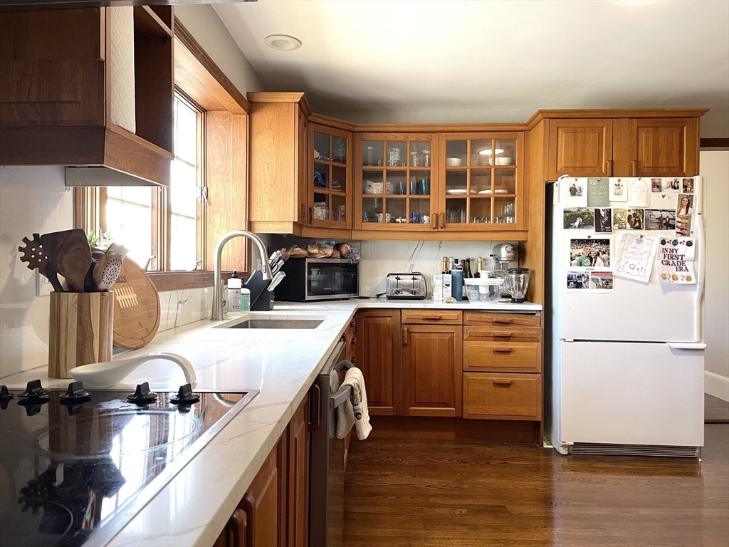 3 bed, 1 bath apartment for rent at 24-26 Kirk St Unit 26, Winchester — photo 16 of 38