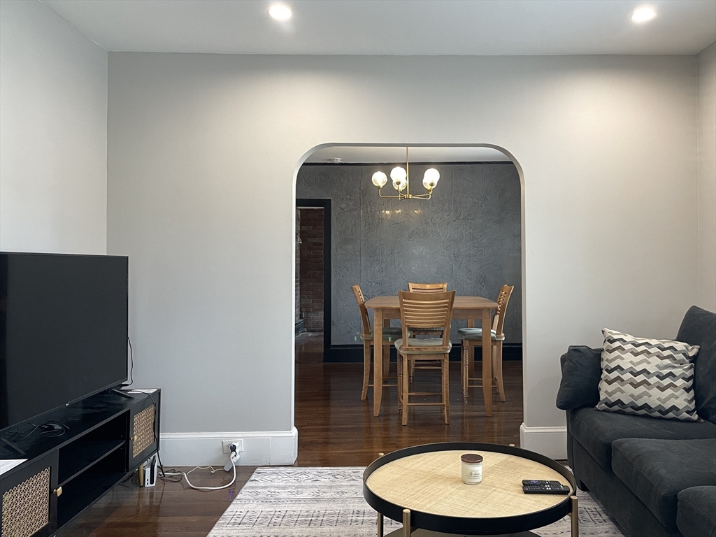 3 bed, 1 bath apartment for rent at 24-26 Kirk St Unit 26, Winchester — photo 7 of 38