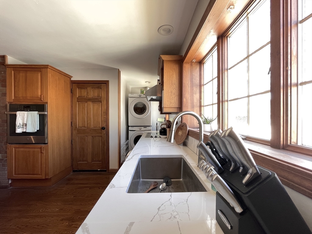 3 bed, 1 bath apartment for rent at 24-26 Kirk St Unit 26, Winchester — photo 18 of 38