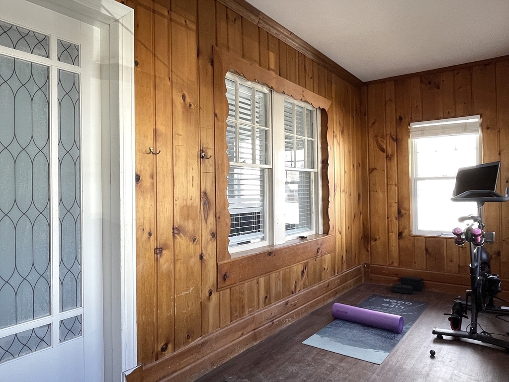 3 bed, 1 bath apartment for rent at 24-26 Kirk St Unit 26, Winchester — photo 28 of 38