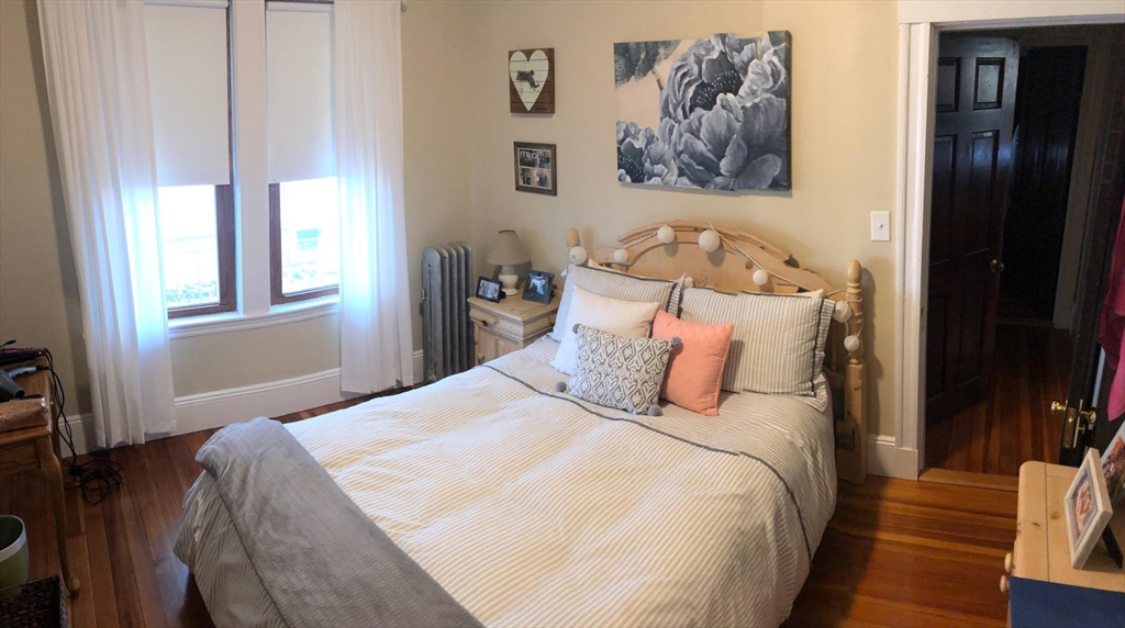 3 bed, 1 bath apartment for rent at 24-26 Marshall St Unit 1, Medford — photo 8 of 10