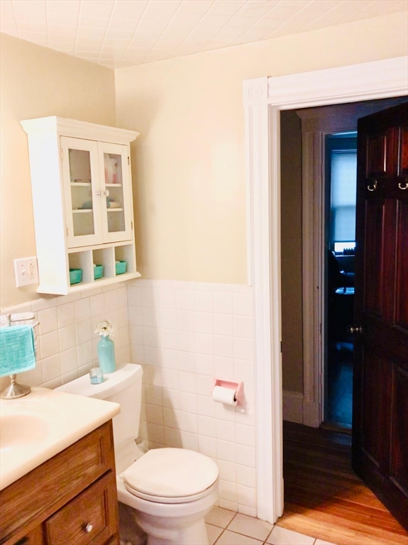 3 bed, 1 bath apartment for rent at 24-26 Marshall St Unit 1, Medford — photo 10 of 10
