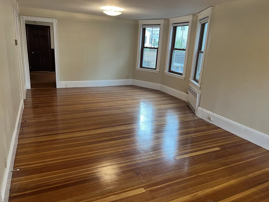3 bed, 1 bath apartment for rent at 24-26 Marshall St Unit 26, Medford — photo 5 of 14