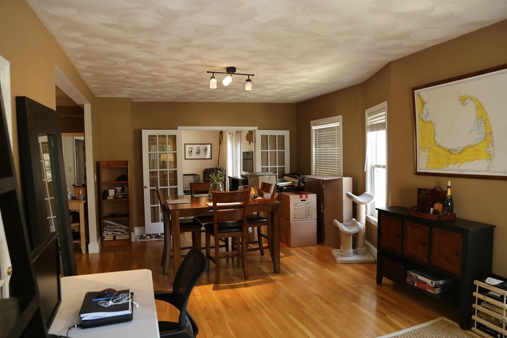 4 bed, 2 bath apartment for rent at 24-26 Playstead Rd Unit 26, Dorchester — photo 4 of 36