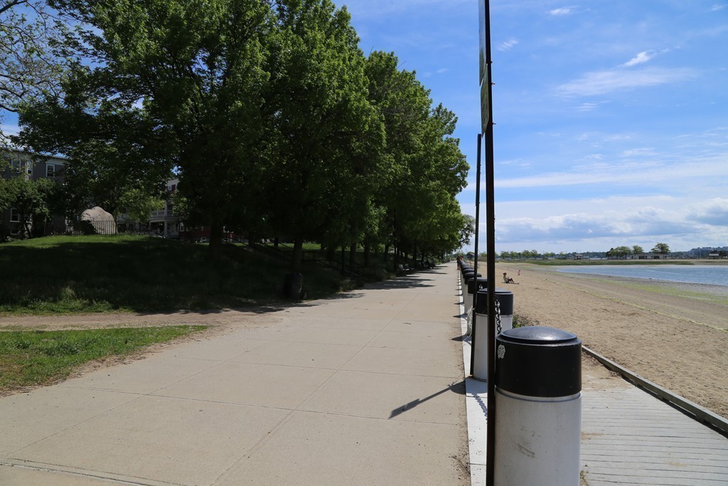 4 bed, 2 bath apartment for rent at 24-26 Playstead Rd Unit 26, Dorchester — photo 33 of 36