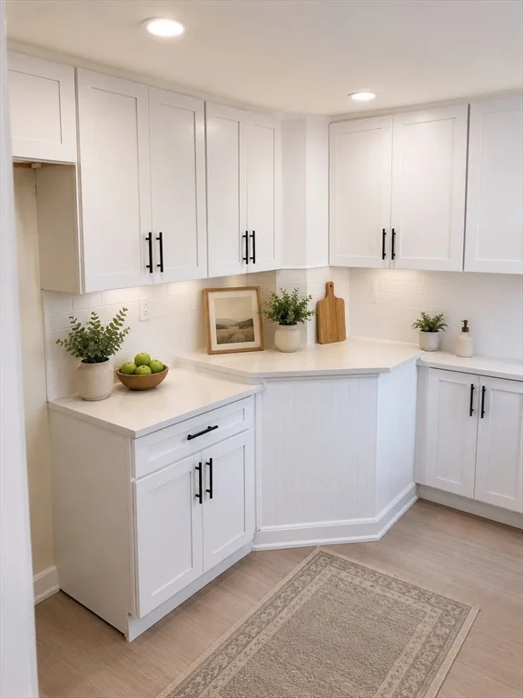4 bed, 1 bath apartment for rent at 24-26 Silvia Ct Unit 26, Hyde Park — photo 9 of 23