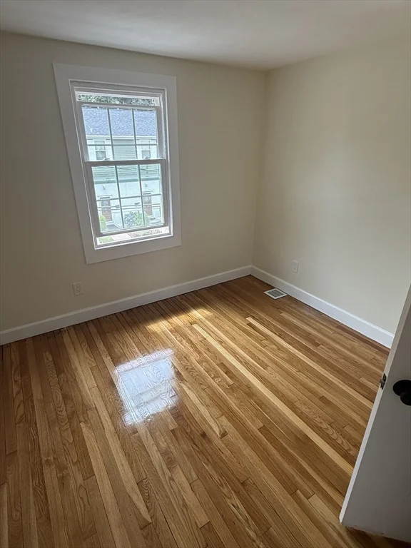4 bed, 1 bath apartment for rent at 24-26 Silvia Ct Unit 26, Hyde Park — photo 23 of 23