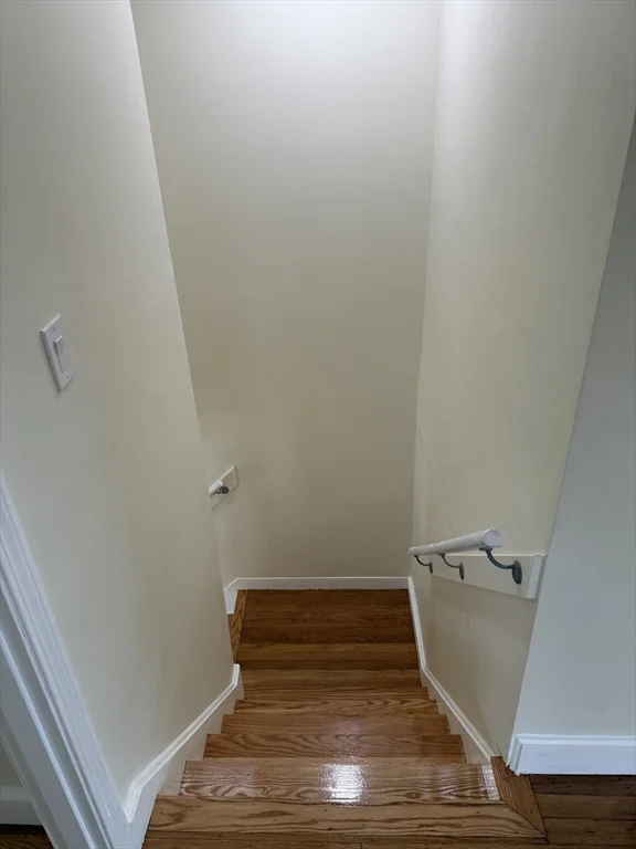4 bed, 1 bath apartment for rent at 24-26 Silvia Ct Unit 26, Hyde Park — photo 13 of 23