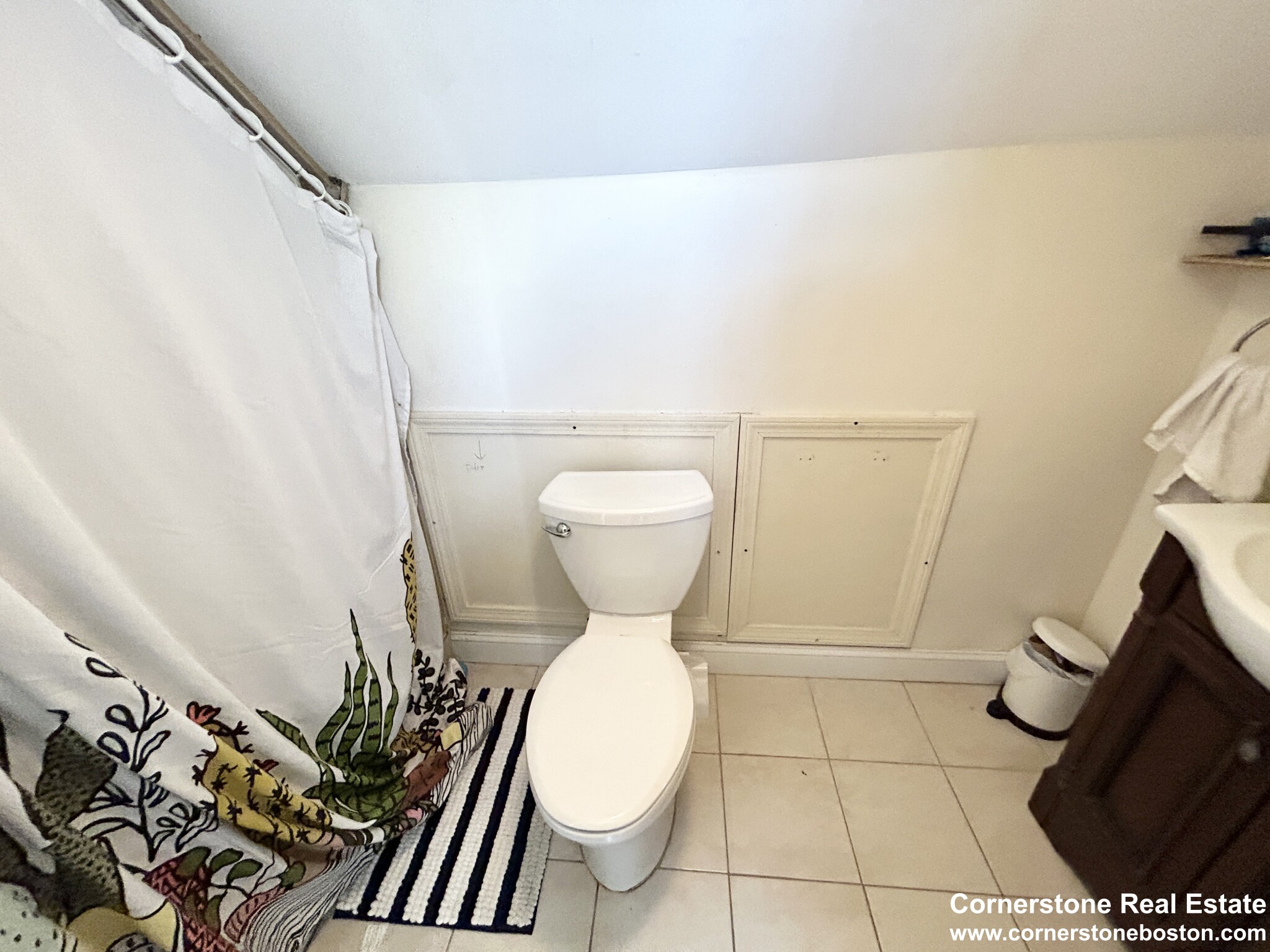 5 bed, 2 bath apartment for rent at 24-26 Stockwell St Unit 2, Mission Hill — photo 9 of 18
