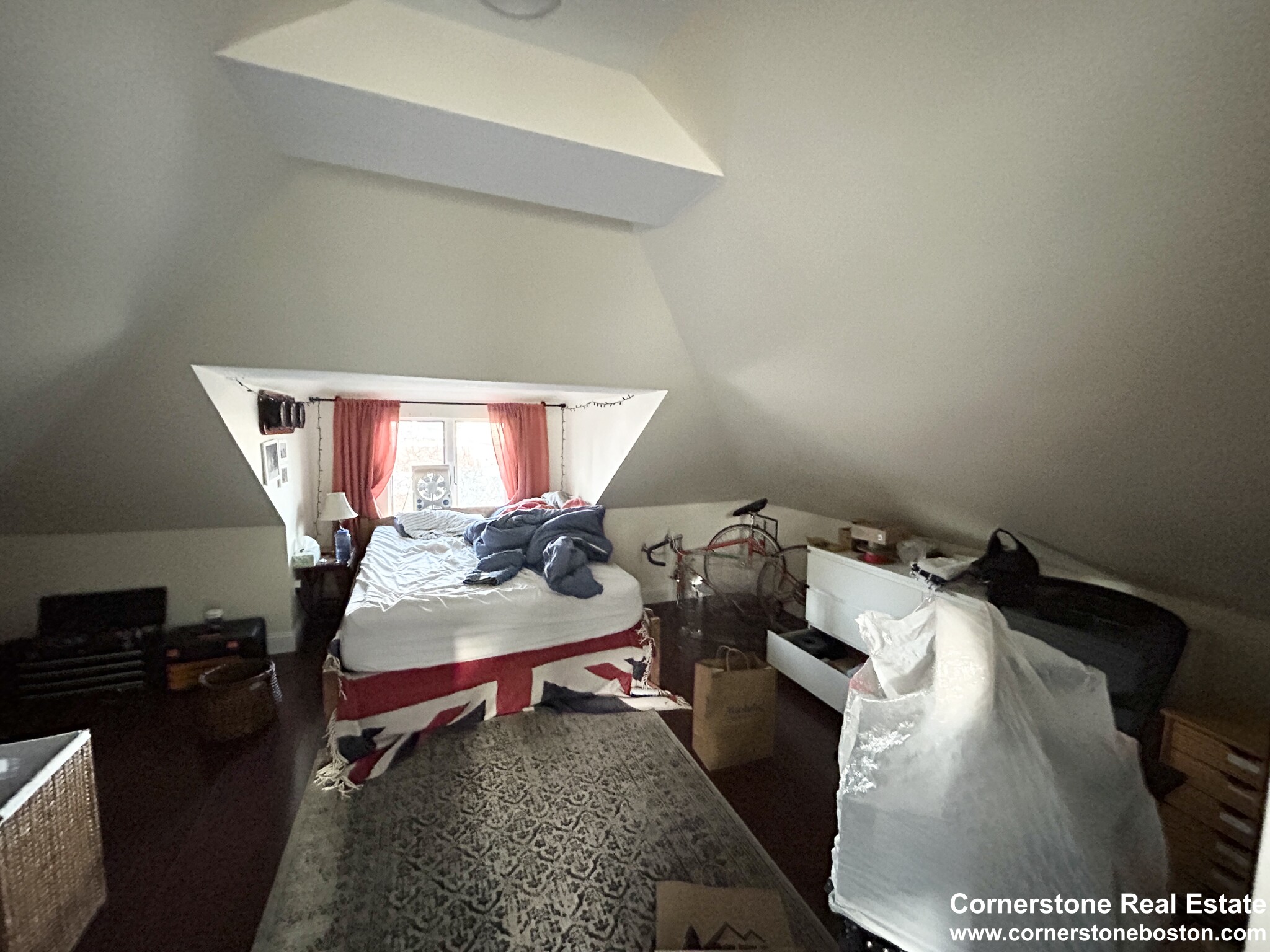 5 bed, 2 bath apartment for rent at 24-26 Stockwell St Unit 2, Mission Hill — photo 11 of 18