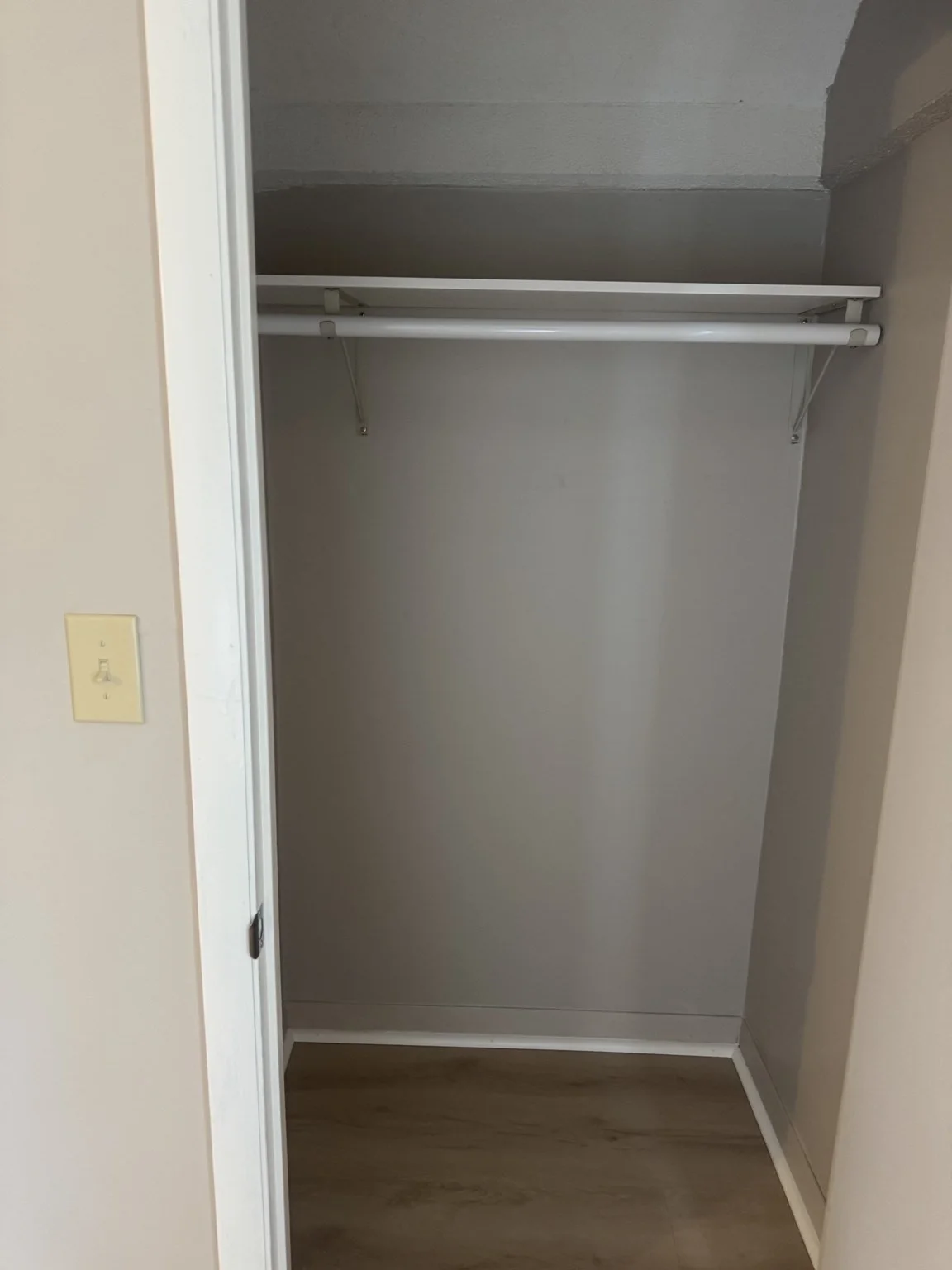 3 bed, 1 bath apartment for rent at 24 A Clement, Malden — photo 17 of 28