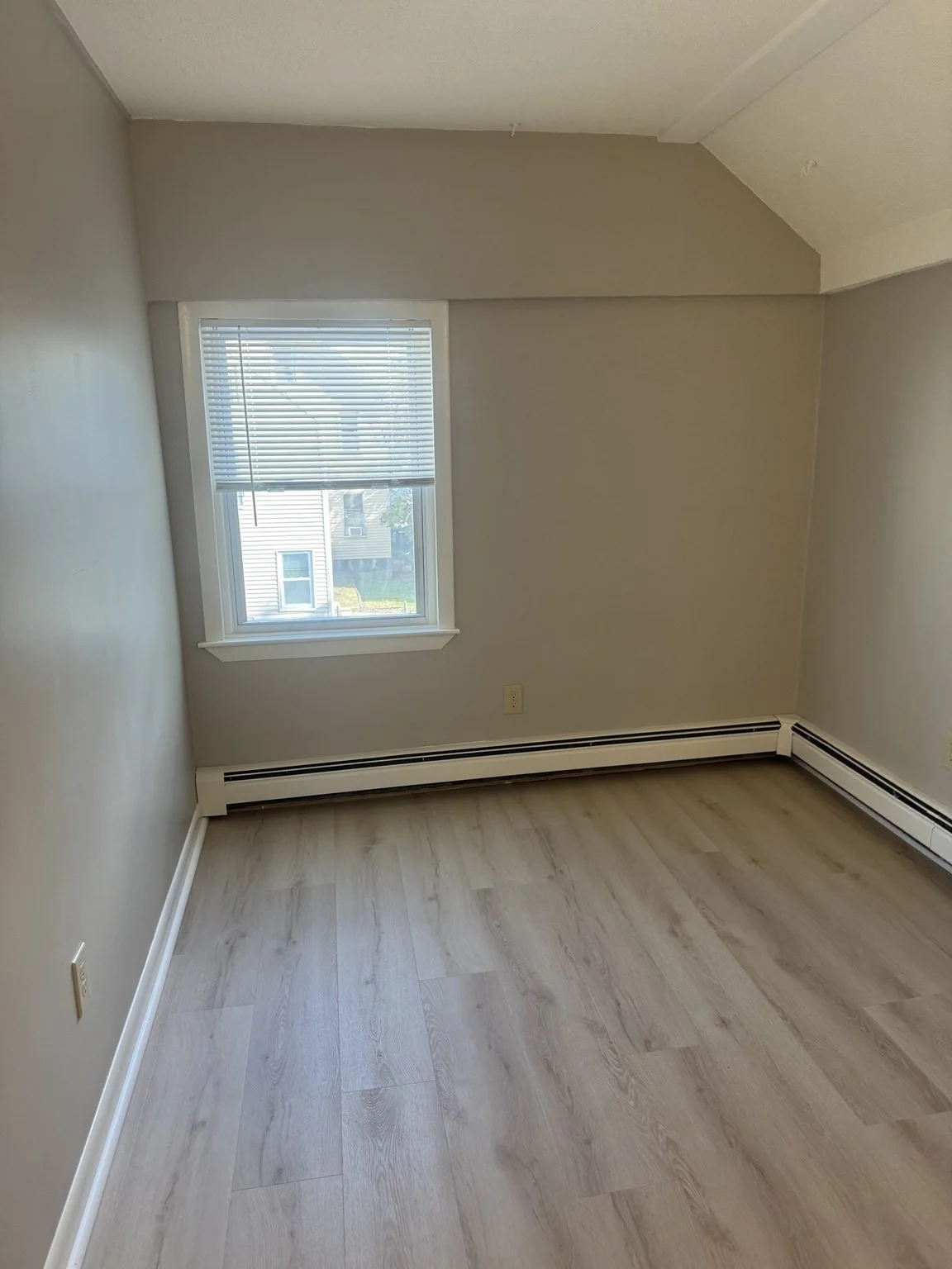 3 bed, 1 bath apartment for rent at 24 A Clement, Malden — photo 16 of 28
