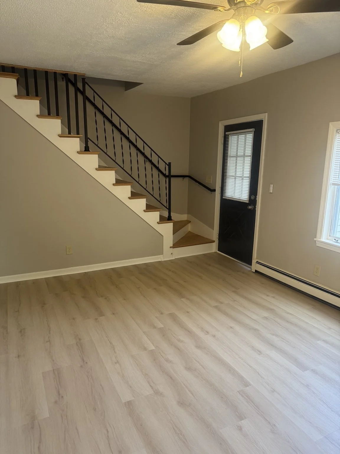 3 bed, 1 bath apartment for rent at 24 A Clement, Malden — photo 2 of 28