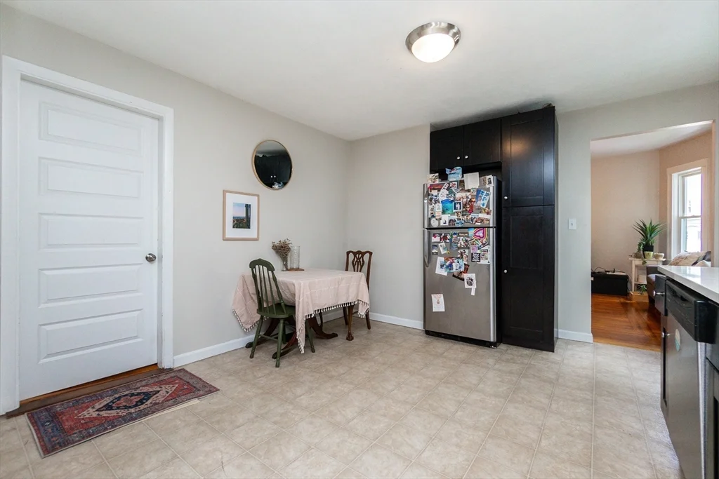 3 bed, 1 bath apartment for rent at 24 Aberdeen Rd Unit 0, Powder House Square — photo 24 of 29