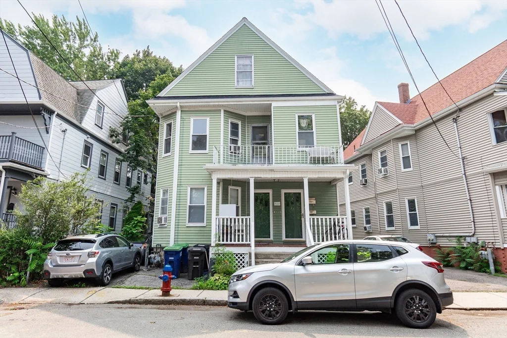 3 bed, 1 bath apartment for rent at 24 Aberdeen Rd Unit 0, Powder House Square