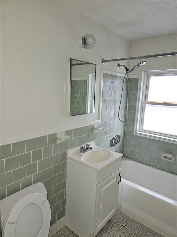 2 bed, 1 bath apartment for rent at 24 Aldrich Unit 2, Watertown — photo 9 of 12