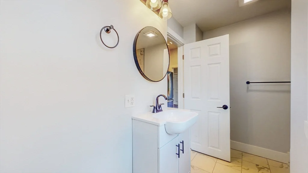 2 bed, 1 bath apartment for rent at 24 Alfred Unit 1, Everett — photo 10 of 11