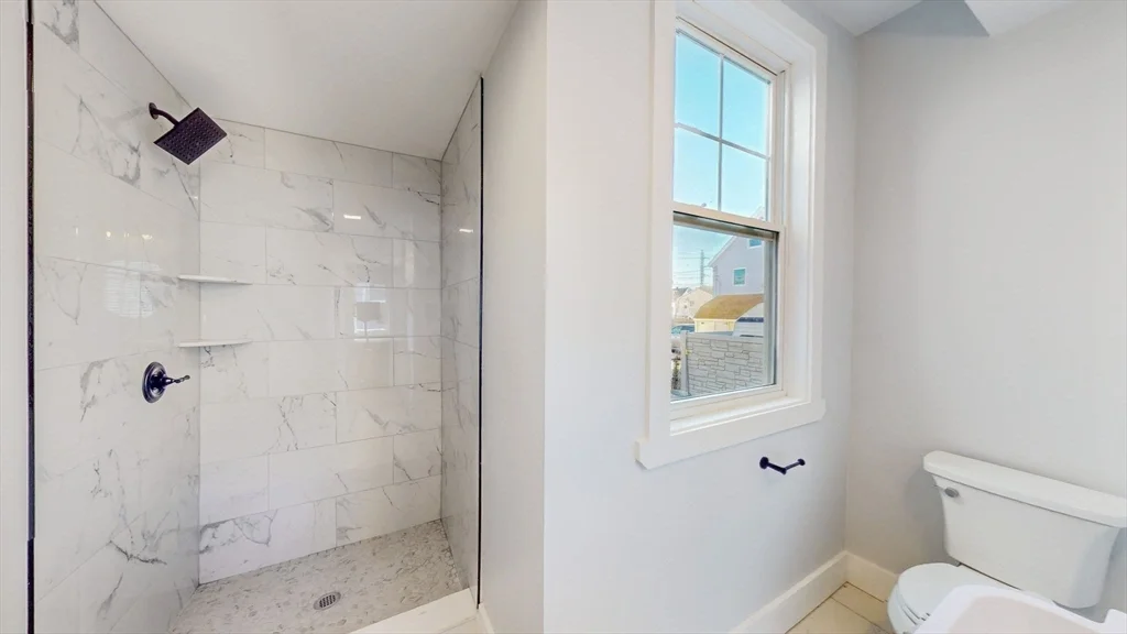 2 bed, 1 bath apartment for rent at 24 Alfred Unit 1, Everett — photo 9 of 11