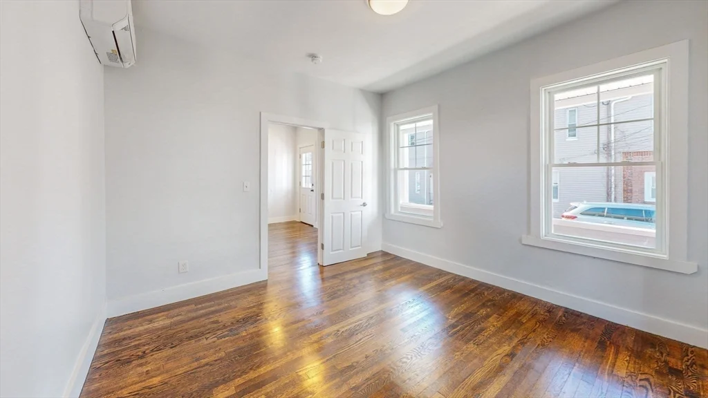 2 bed, 1 bath apartment for rent at 24 Alfred Unit 1, Everett — photo 6 of 11